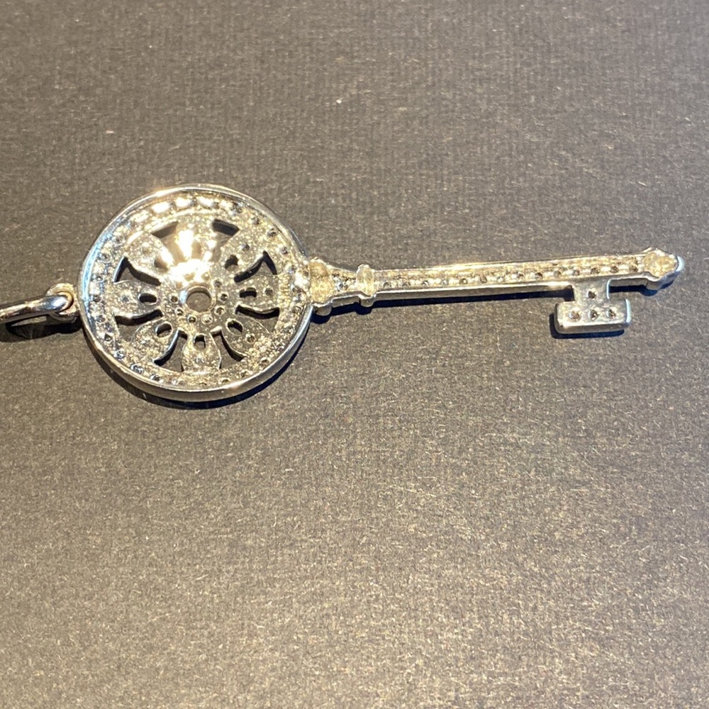 Key pendant - Picture 5 of 5